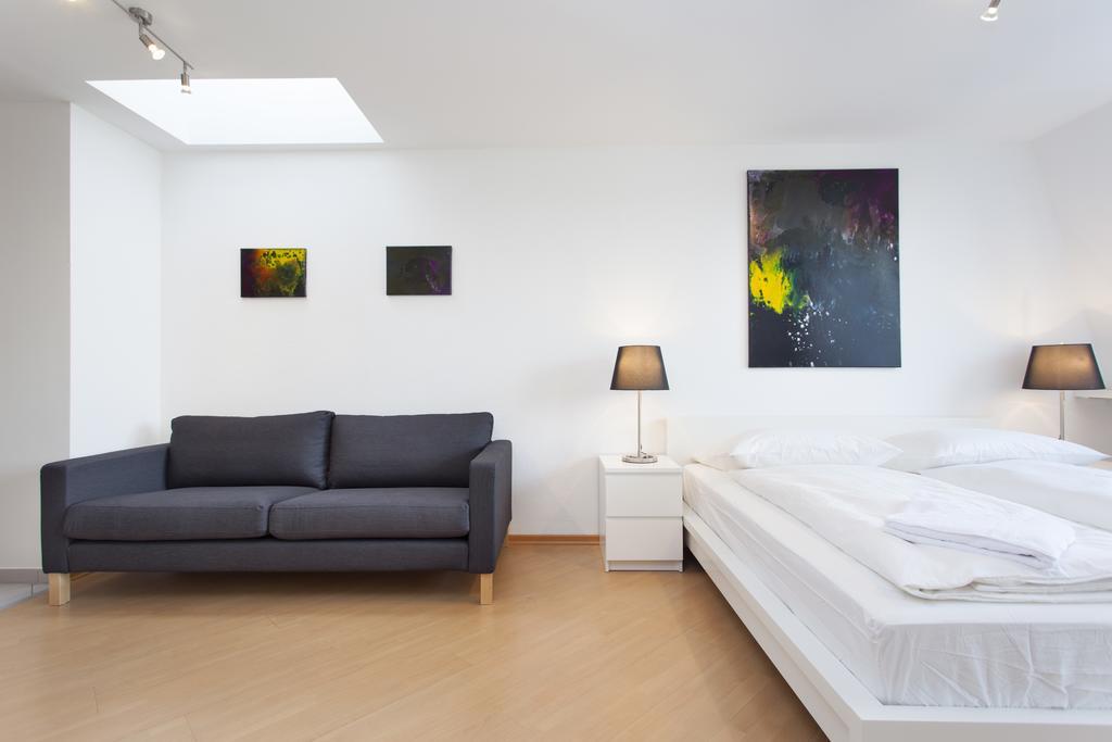 The Danziger, 2 Unique Lofty Style Units In Prenzlauerberg Apartment Berlin Room photo